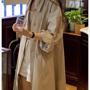 Chic Beige Women's Trench Coat
